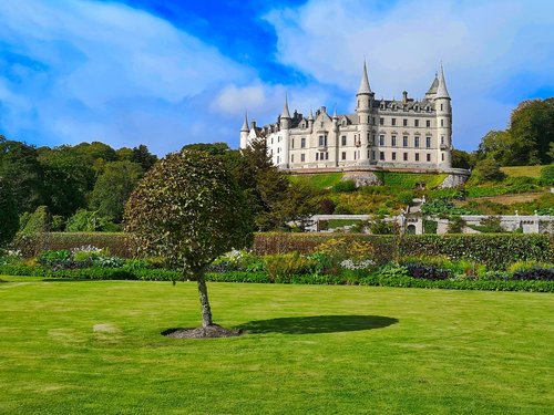 dunrobin castle  scotland  imposing