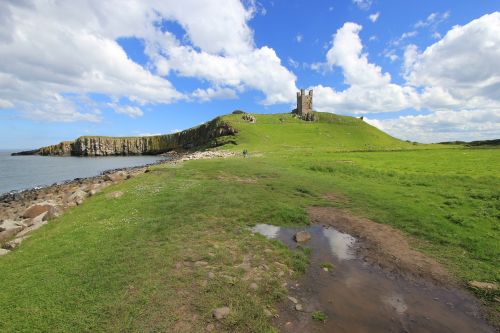 dunstanburgh castle northumberland ruin