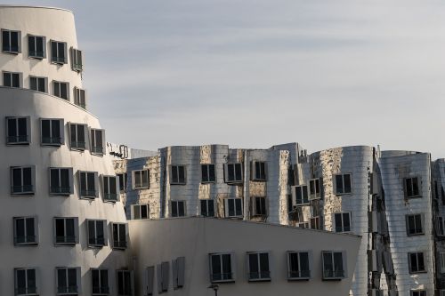 düsseldorf port architecture