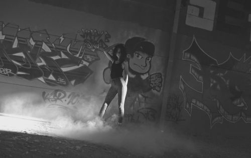 dust woman graffiti