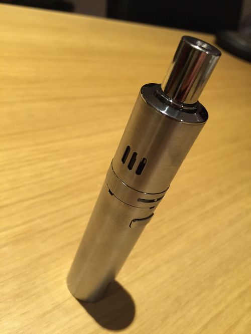 e-cigarette vaporizer smoking
