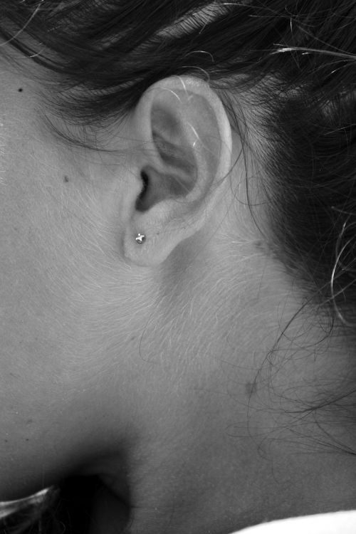ear earring hair