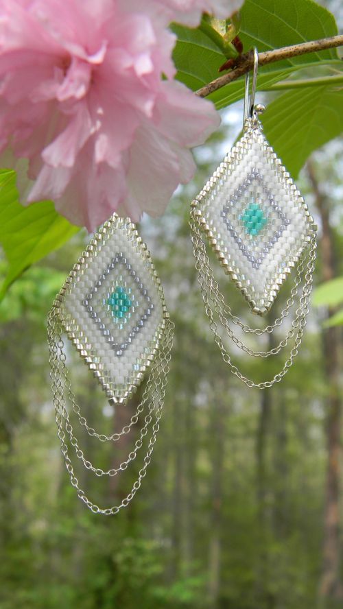 earrings seed beads woven