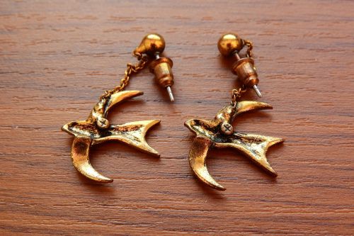 earrings swallows gold earrings