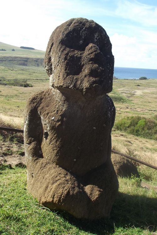 easter island rapa nui moai