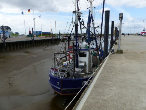 ebb fishing vessel port