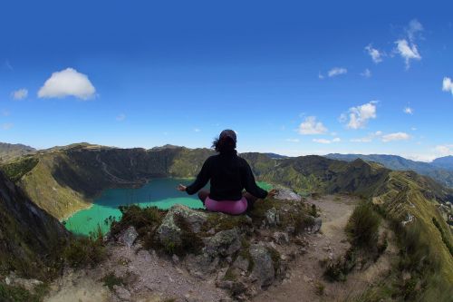 ecuador quilotoa an