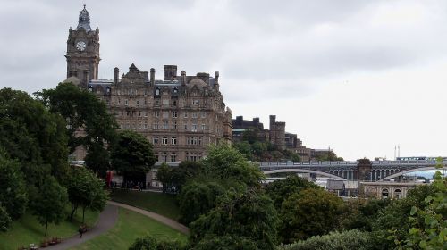 edinburgh buildings landscape