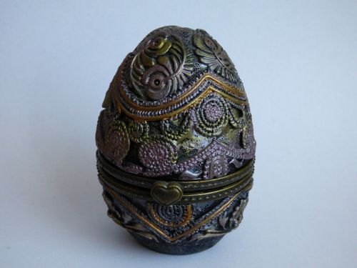 egg ornament easter