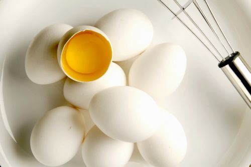eggs white yellow