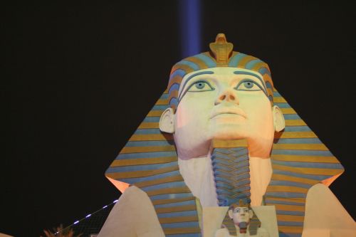 egipt statue las vegas usa