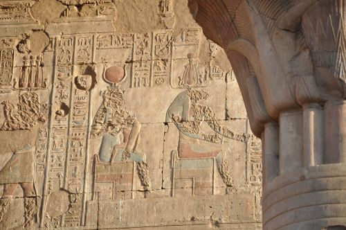 egypt temple hieroglyphs