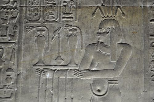 egypt temple hieroglyphs