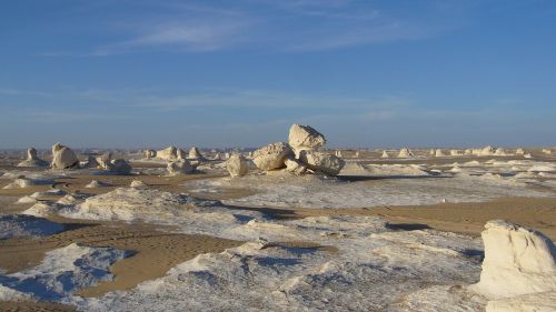 egypt desert-white landscape