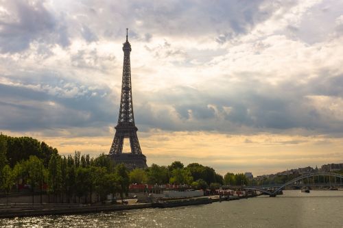 eiffel tower paris france