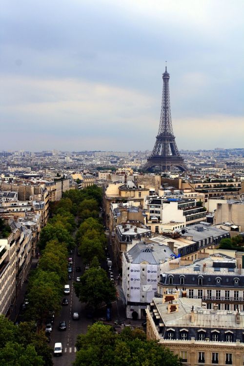 eiffel tower landmark architecture