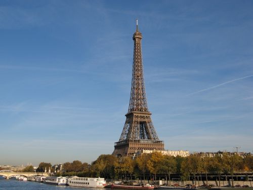 eiffel tower heritage monument