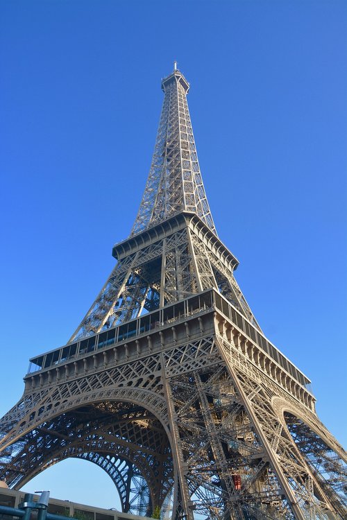 eiffel tower  paris is the capital of french  monument