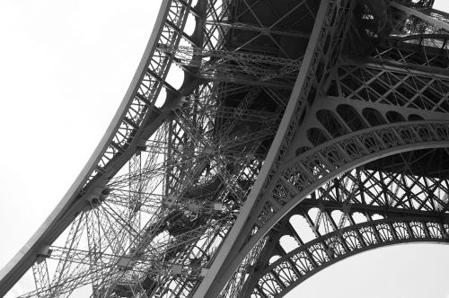 eiffel tower paris france