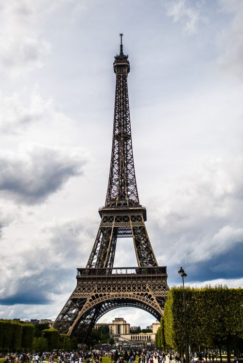 eiffel tower paris france