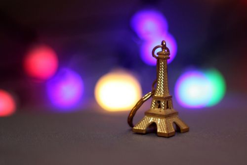 eiffel tower souvenirs gift bokeh