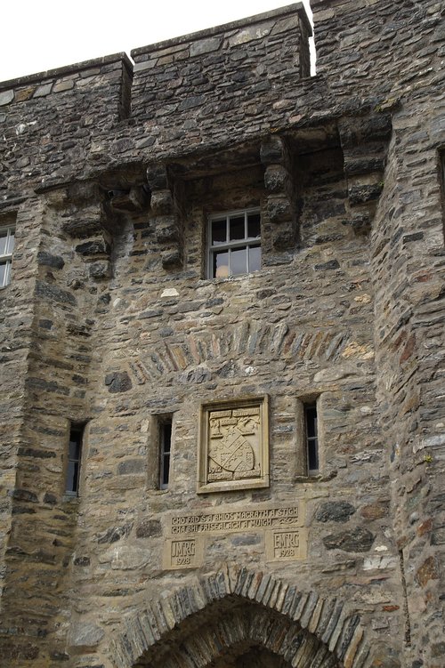 eilean donan castle  castle  wall