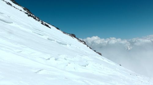 elbrus mountains snow