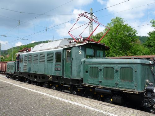 electric locomotive e94 088 farewell travel