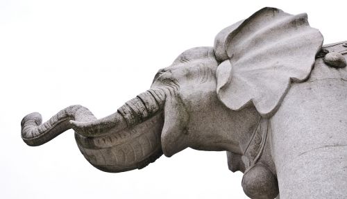 elephant statue pierre