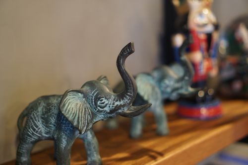 elephant statue ornament