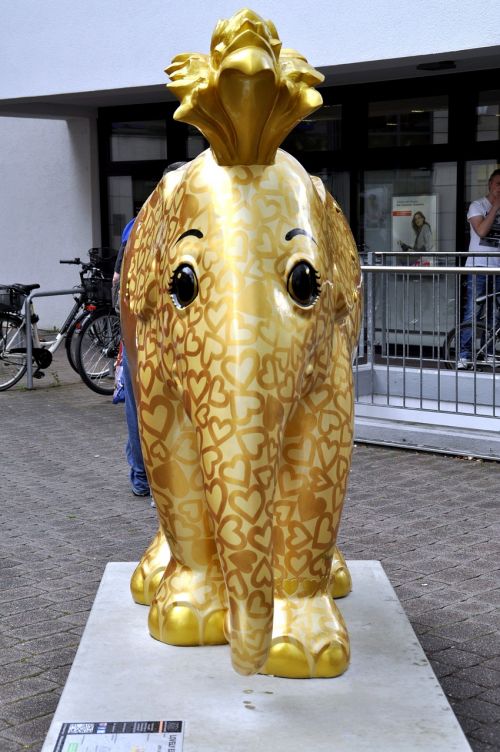 elephant art gold