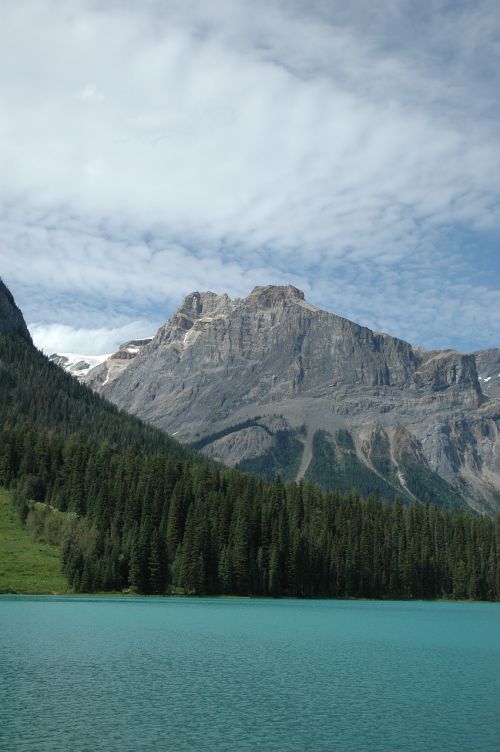 emerald lake rocky mountains canada