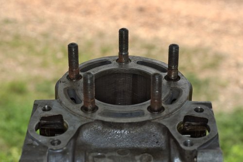 engine  two stroke  cylinder