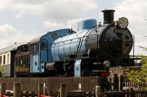 engine steam rail