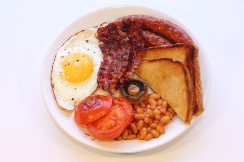 english breakfast eating bacon