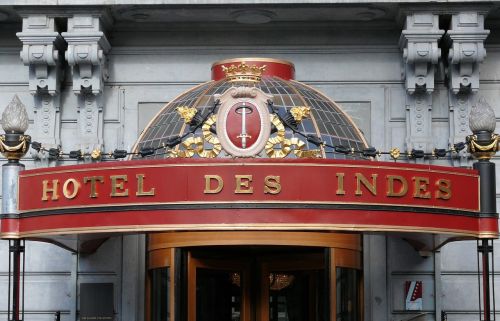 entrance hotel des indes the hague