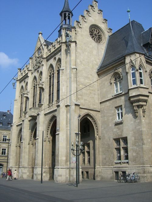 erfurt town hall historically