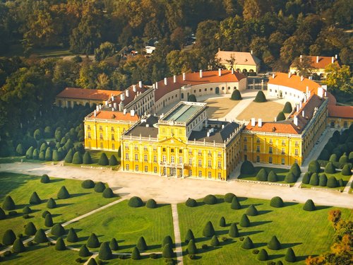 esterházy-kastély  francia park  hungary