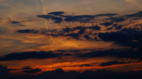 evening sky clouds contrail