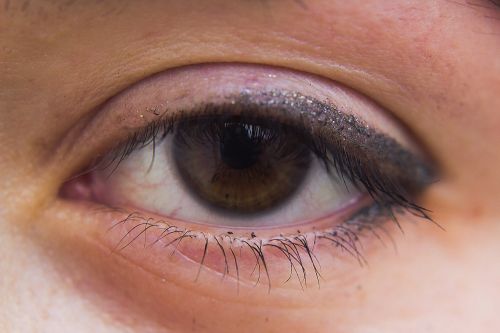 eye eyelashes woman