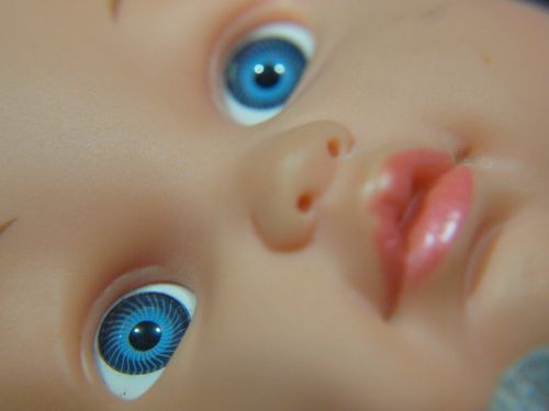 eye doll blue eye