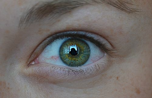 eye green detail