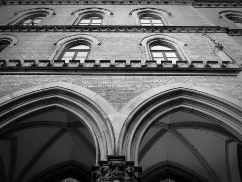 facade old window