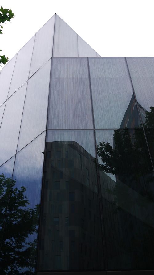 facade glass building