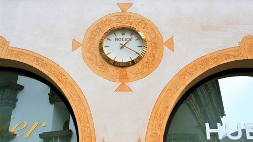 facade frescoes clock