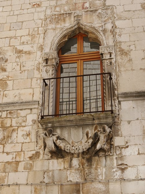 facade  balcony  architecture