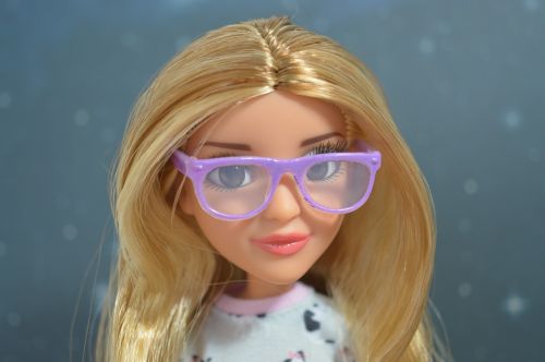 doll face glasses
