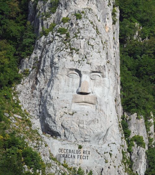face stone king decebalus