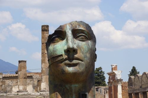 face sculpture pompeii