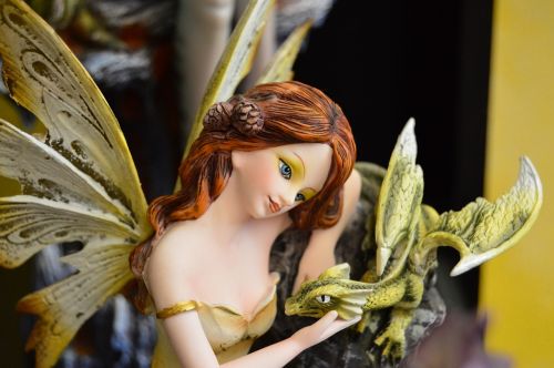 fairy dragon figure